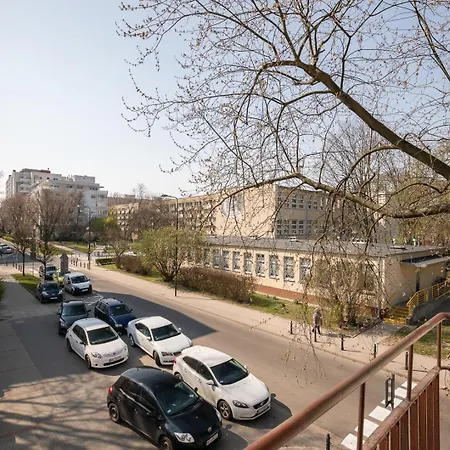 Glam Mila With Balcony In By Renters Appartement
