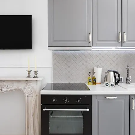 Glam Mila With Balcony In By Renters Appartamento *